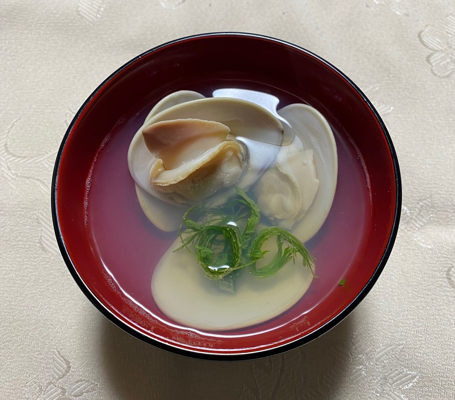 はまぐりのうしお汁（妻の料理）