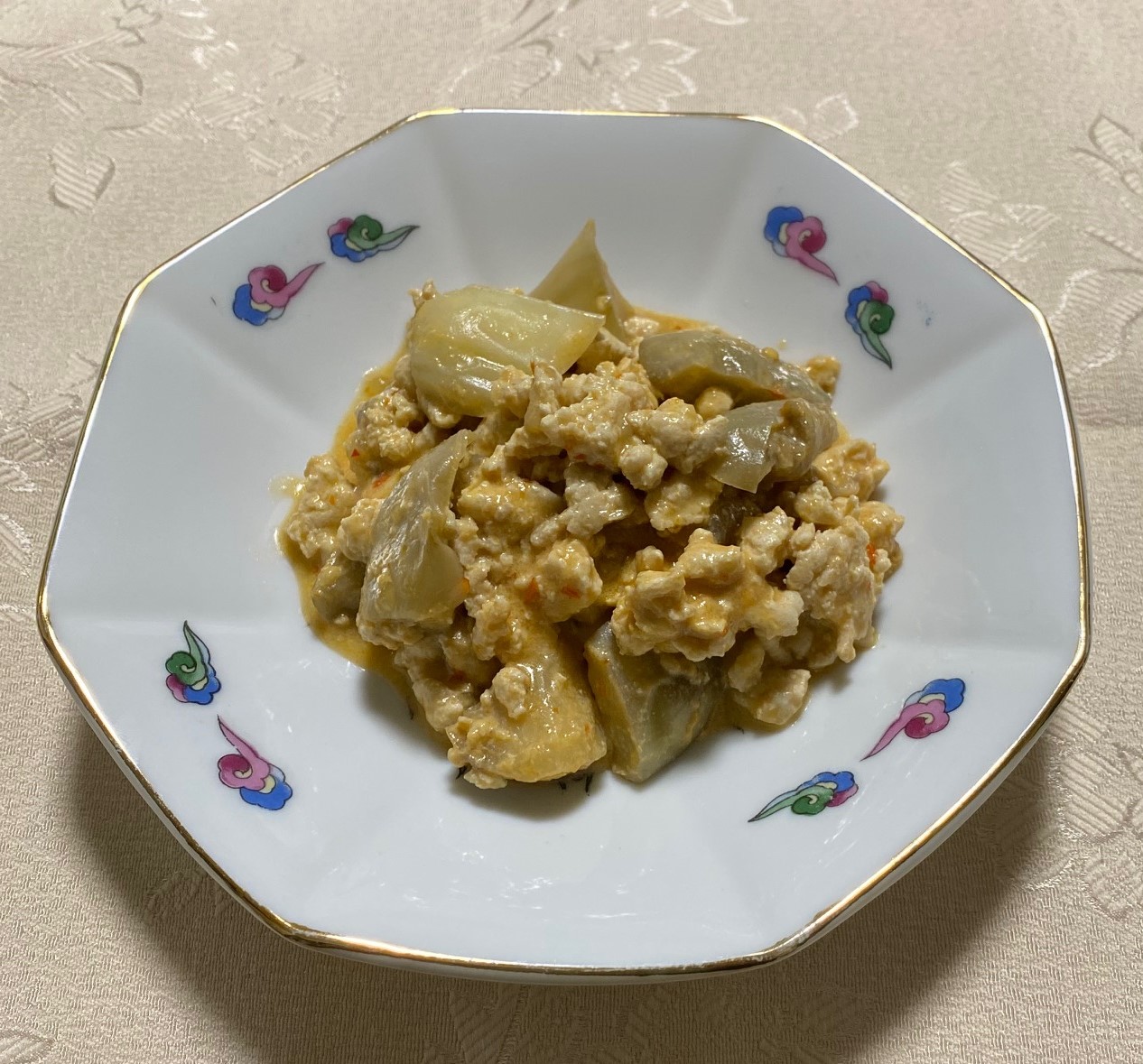 白ナスと豆乳の白麻婆茄子
