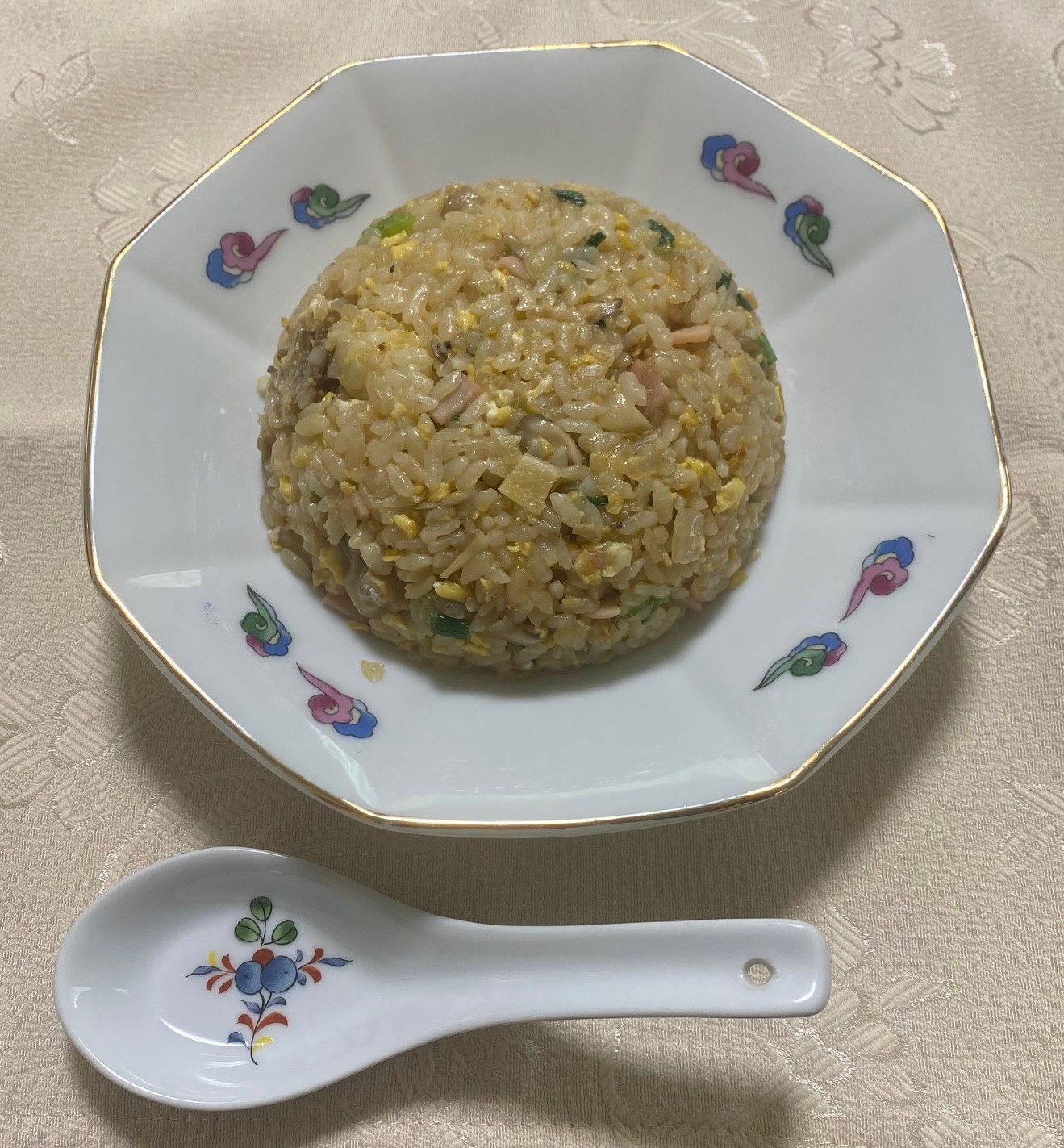 チャーハン（炒飯）