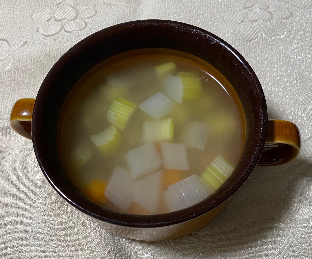 コンソメスープ